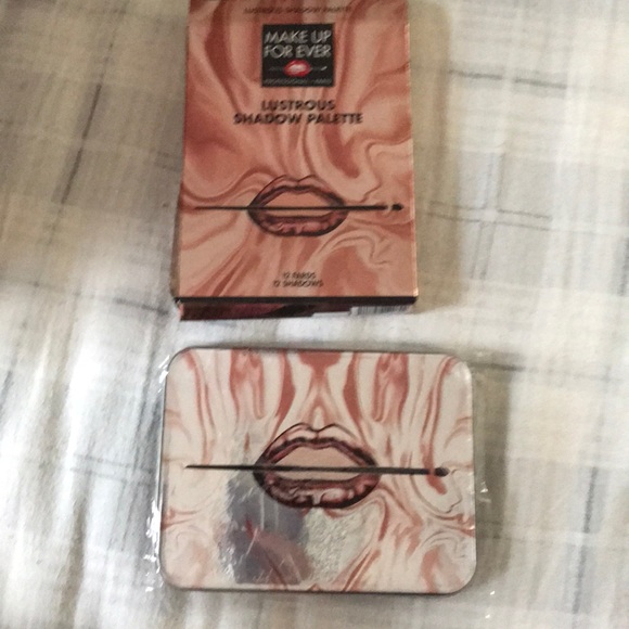 Makeup Forever Other - Makeup Forever Lustrous Shadow Palette